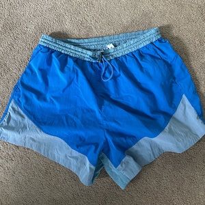 Women’s Lulu Lemon athletic short